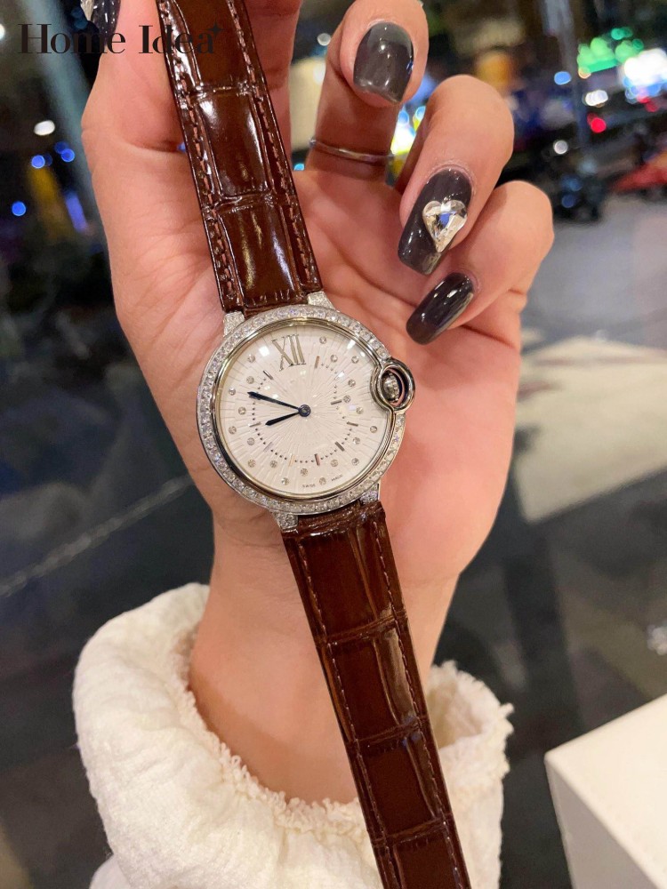 Leatherwork Ideas - Vintage Office Ladies Work Shiny Diamonds