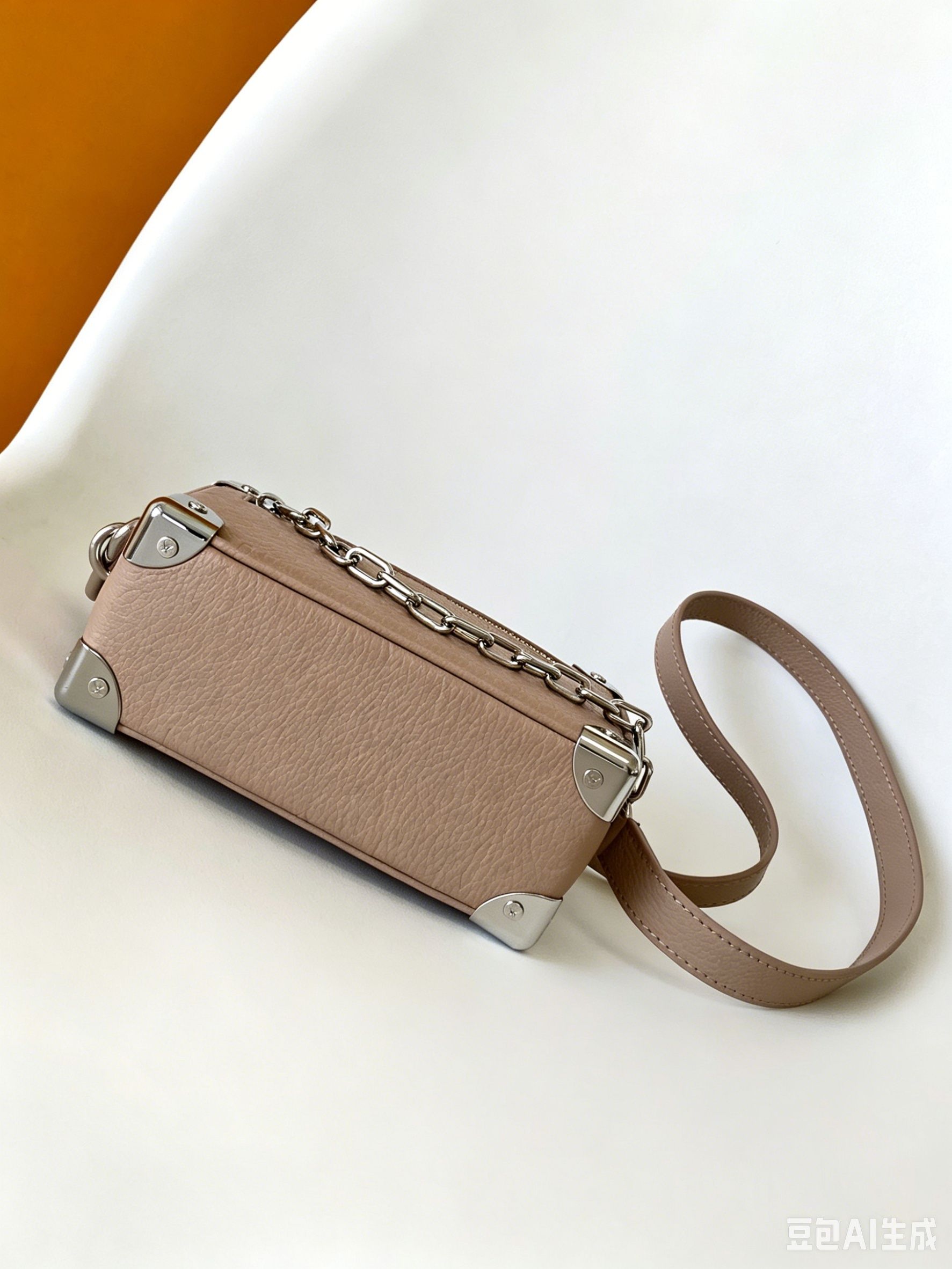 Modern Versatile Multi-Pocket  - огляд і ціна Leatherworking Items