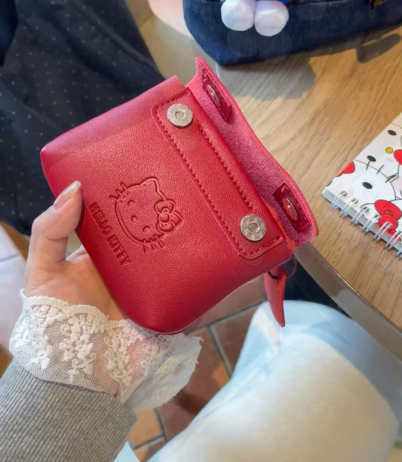 Cute Hello Kitty Red Leather C - огляд і ціна Leatherwork Wallet