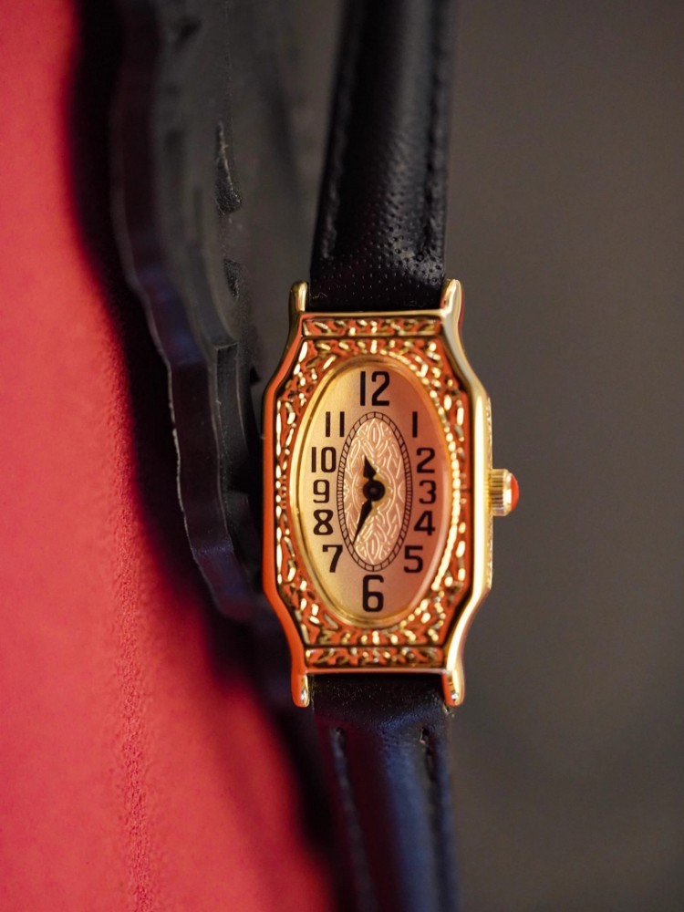 Vintage Women Wing Tip Golden  - огляд і ціна Leatherwork Ideas