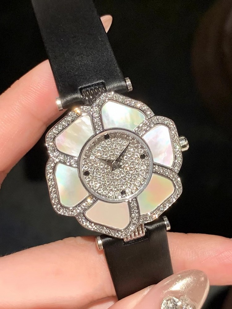 New Designer Women Luxury Flor - огляд і ціна Leatherwork Ideas